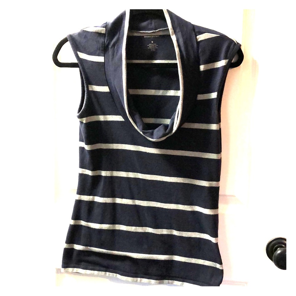 Scoop Neck Cap Sleeve